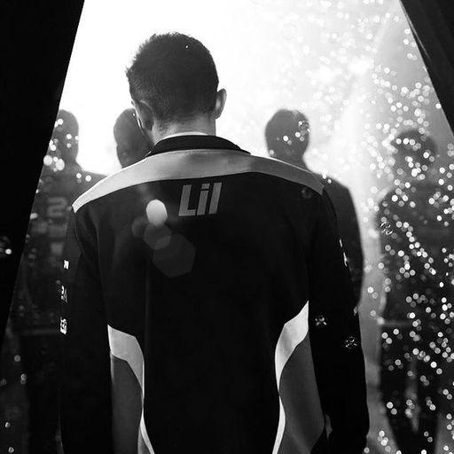 孙颖莎在乒乓球亚洲杯首秀中轻松取胜 王楚钦逆转成功